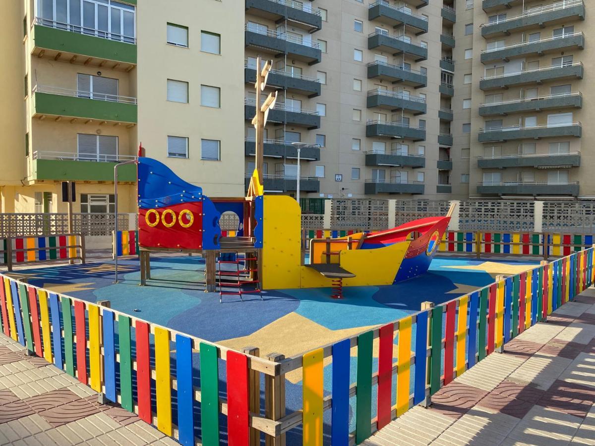 Mareny Barraquetas Beachfront And Peaceful Apartment מראה חיצוני תמונה